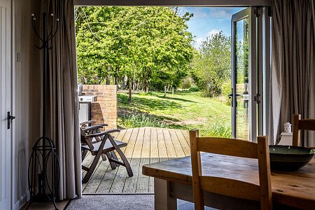 Mansion with lake house -  filming photoshoot location-38