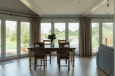 Mansion with lake house -  filming photoshoot location-43