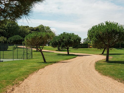 Mansion with lake house -  filming photoshoot location-48