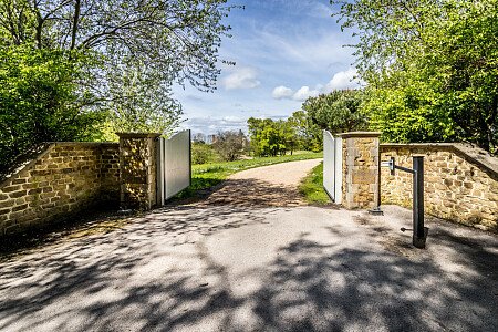 Mansion with lake house -  filming photoshoot location-51