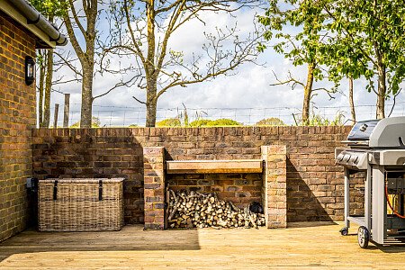 Mansion with lake house -  filming photoshoot location-63