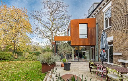 Shrubbery -  filming photoshoot location-09