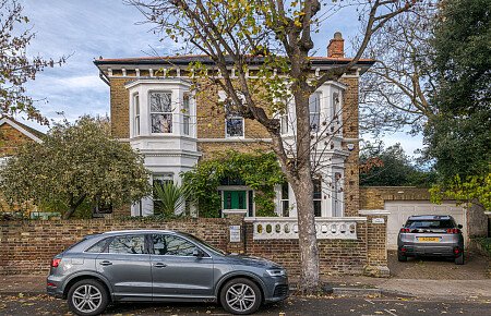 Shrubbery -  filming photoshoot location-14