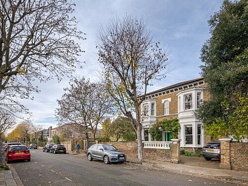 Shrubbery -  filming photoshoot location-15