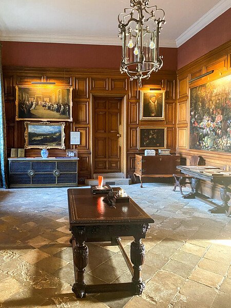 OldHouse -  filming photoshoot location-11