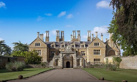 OldHouse -  filming photoshoot location-32