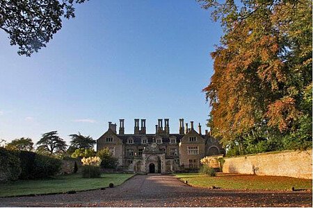 OldHouse -  filming photoshoot location-33