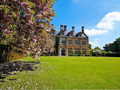 OldHouse -  filming photoshoot location-34