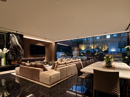 Bar Stairs House - Filming Locations Locations Direct -07