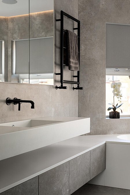 Bar Stairs House - Filming Locations Locations Direct -10