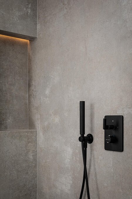 Bar Stairs House - Filming Locations Locations Direct -11