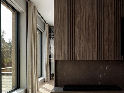 Bar Stairs House - Filming Locations Locations Direct -17