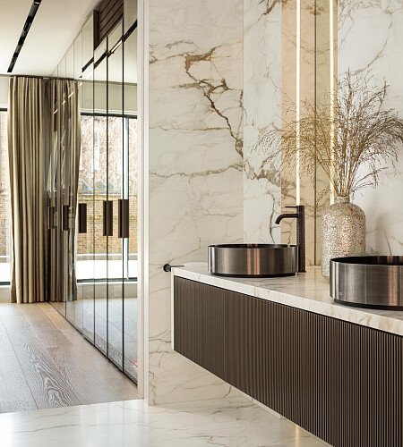 Bar Stairs House - Filming Locations Locations Direct -19