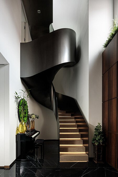 Bar Stairs House - Filming Locations Locations Direct -22