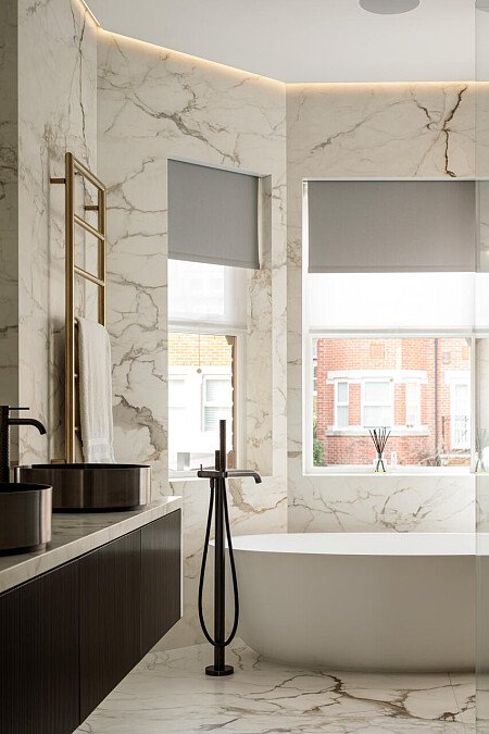 Bar Stairs House - Filming Locations Locations Direct -21