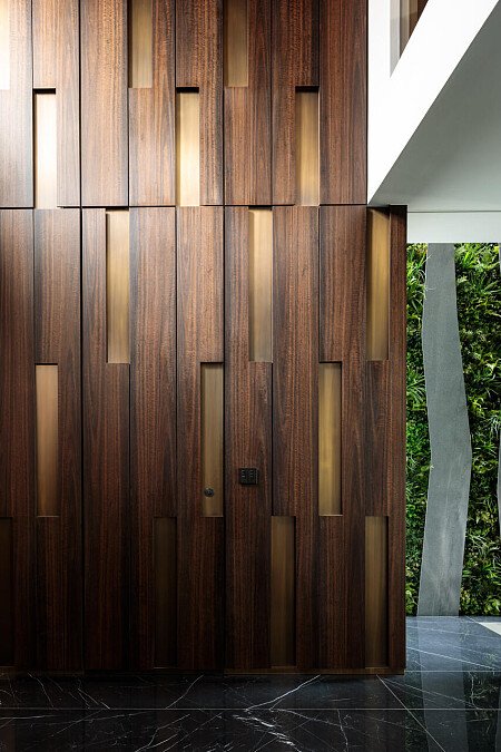 Bar Stairs House - Filming Locations Locations Direct -23