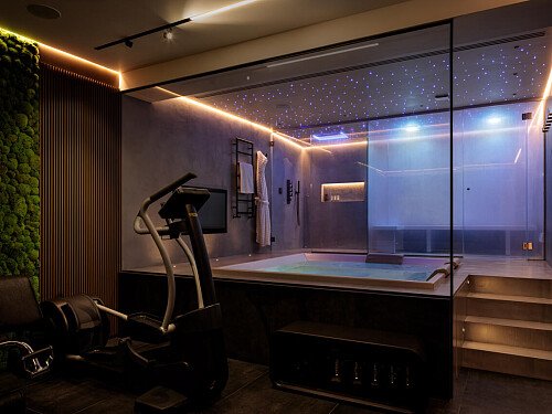 Bar Stairs House - Filming Locations Locations Direct -30