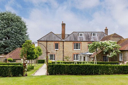 Langham Manor CMS - Locations direct filming photoshoot locations-13