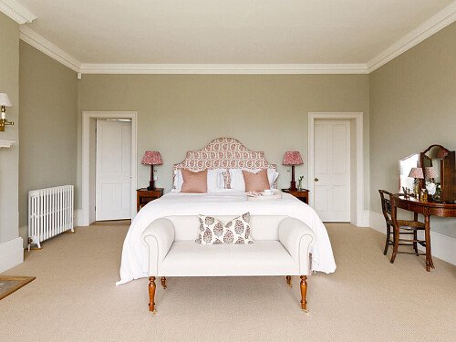 Langham Manor CMS - Locations direct filming photoshoot locations-32