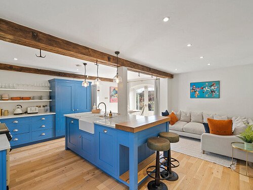 Bristol Farm - Filming Locations Locations Direct -50