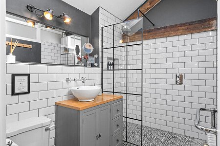 Bristol Farm - Filming Locations Locations Direct -58