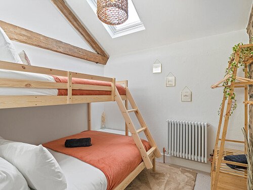 Bristol Farm - Filming Locations Locations Direct -67