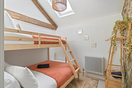 Bristol Farm - Filming Locations Locations Direct -67