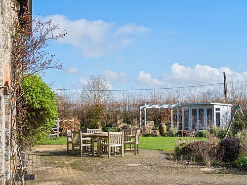 Bristol Farm - Filming Locations Locations Direct -74