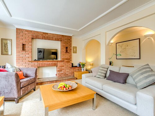 Shark - Filming Locations Locations Direct -04