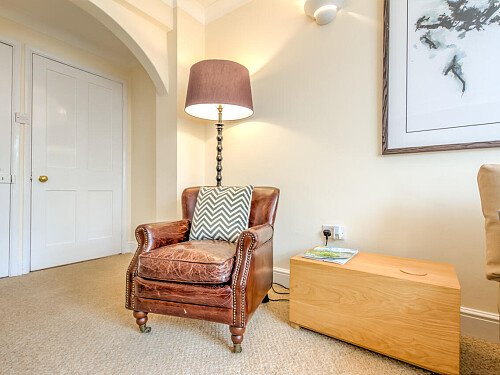 Shark - Filming Locations Locations Direct -06