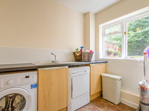 Shark - Filming Locations Locations Direct -12