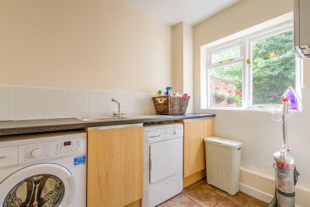 Shark - Filming Locations Locations Direct -12