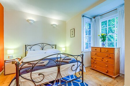 Shark - Filming Locations Locations Direct -14