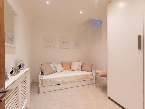 Bracknel House- Filming Locations Locations Direct -06