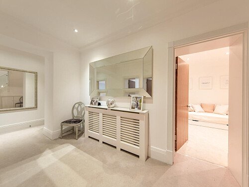 Bracknel House- Filming Locations Locations Direct -07