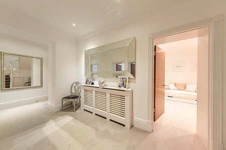 Bracknel House- Filming Locations Locations Direct -07