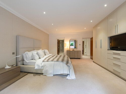 Bracknel House- Filming Locations Locations Direct -09