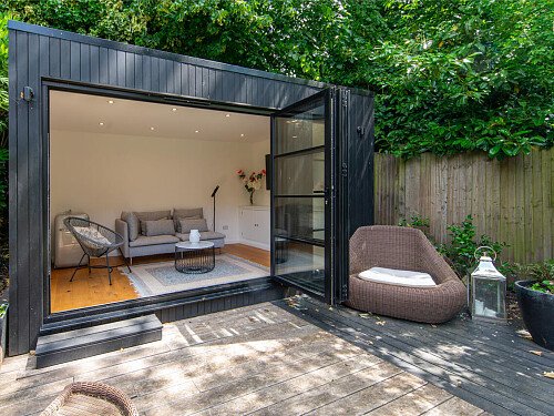 Bracknel House- Filming Locations Locations Direct -14