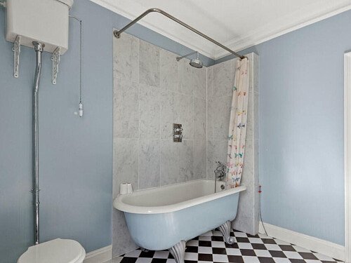 Two Houses - Filming Locations Locations Direct -08