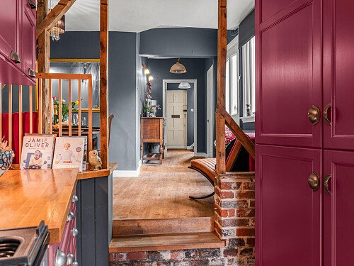 Two Houses - Filming Locations Locations Direct -13