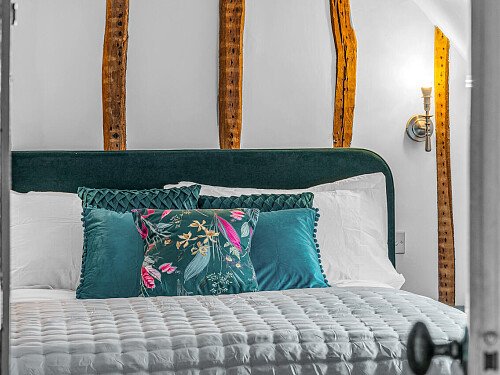 Two Houses - Filming Locations Locations Direct -18