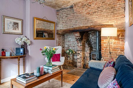 Two Houses - Filming Locations Locations Direct -17