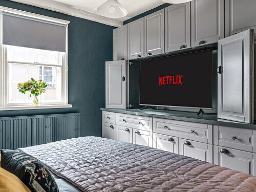 Two Houses - Filming Locations Locations Direct -22