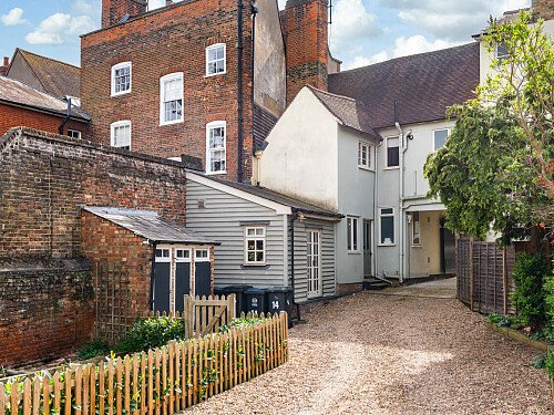 Two Houses - Filming Locations Locations Direct -26