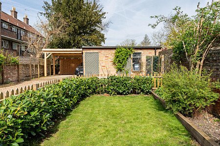 Two Houses - Filming Locations Locations Direct -38