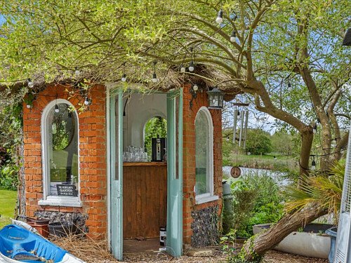 Two Houses - Filming Locations Locations Direct -50