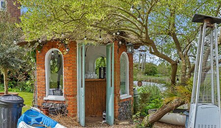 Two Houses - Filming Locations Locations Direct -50