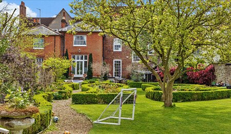 Two Houses - Filming Locations Locations Direct -49