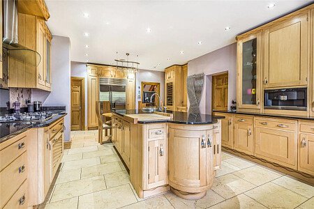 Ridge Houses - Filming Locations Locations Direct -11