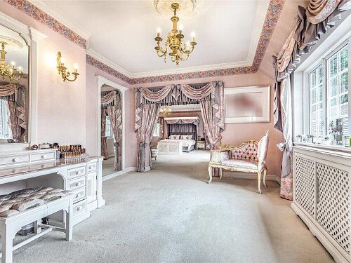 Ridge Houses - Filming Locations Locations Direct -14